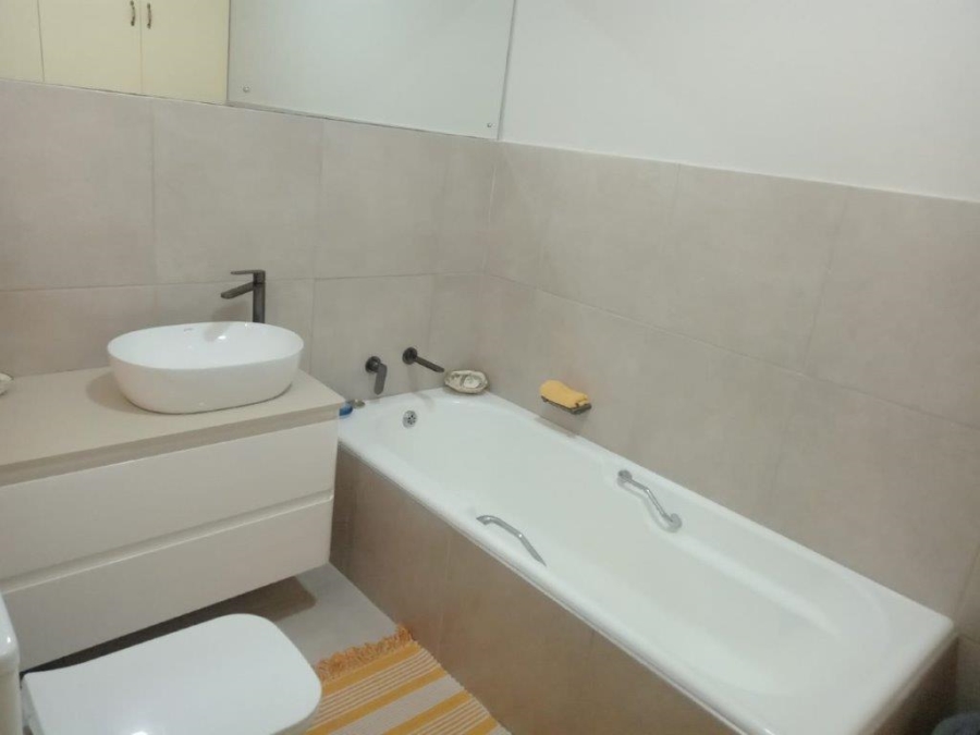 4 Bedroom Property for Sale in Paradise Beach Eastern Cape